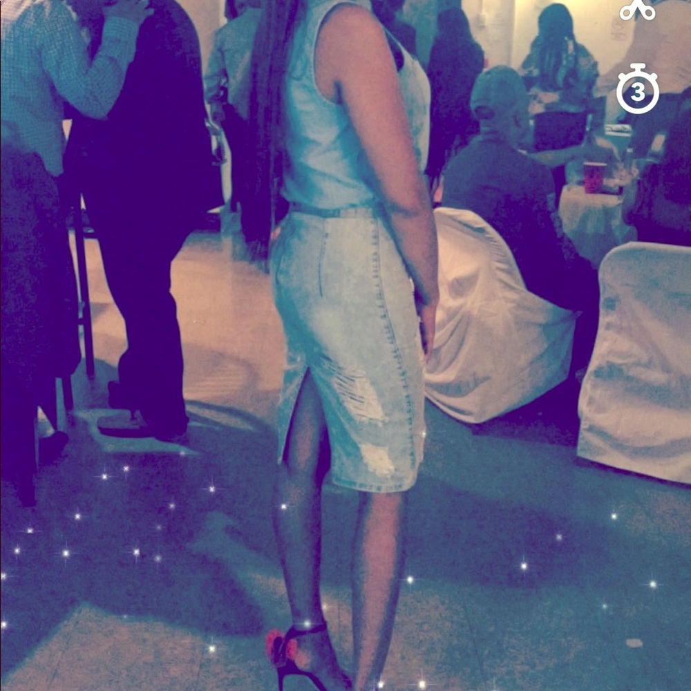 Denim skirt